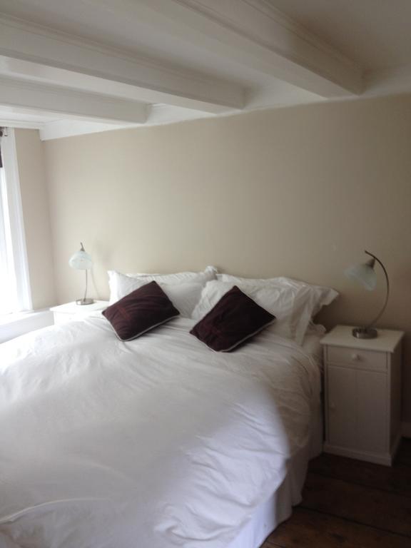Bed and breakfast Bij Tijn Op De Gracht Ámsterdam