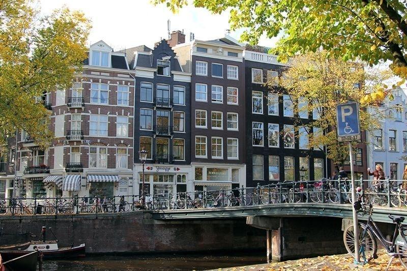 Bij Tijn Op De Gracht Ámsterdam